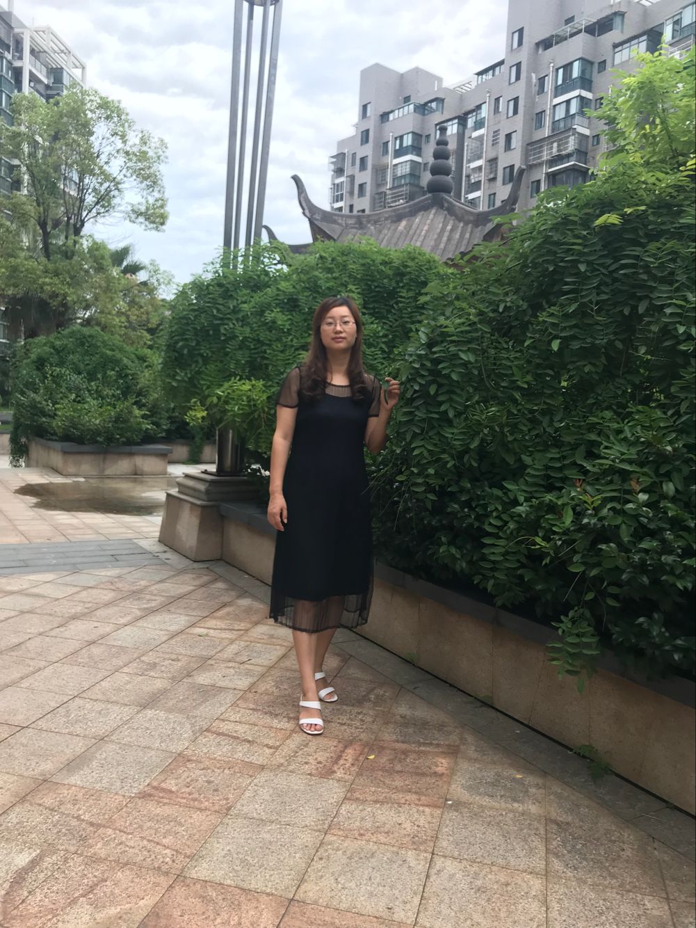 卢凤.png