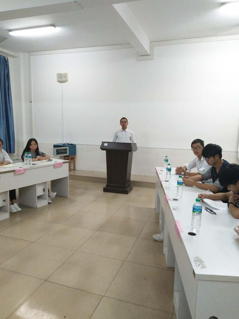 物联网专业学生作品参加软件交会.jpg