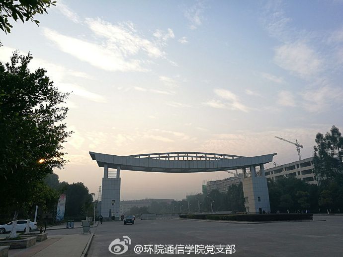 物联网专业学生作品参加软件交会.jpg