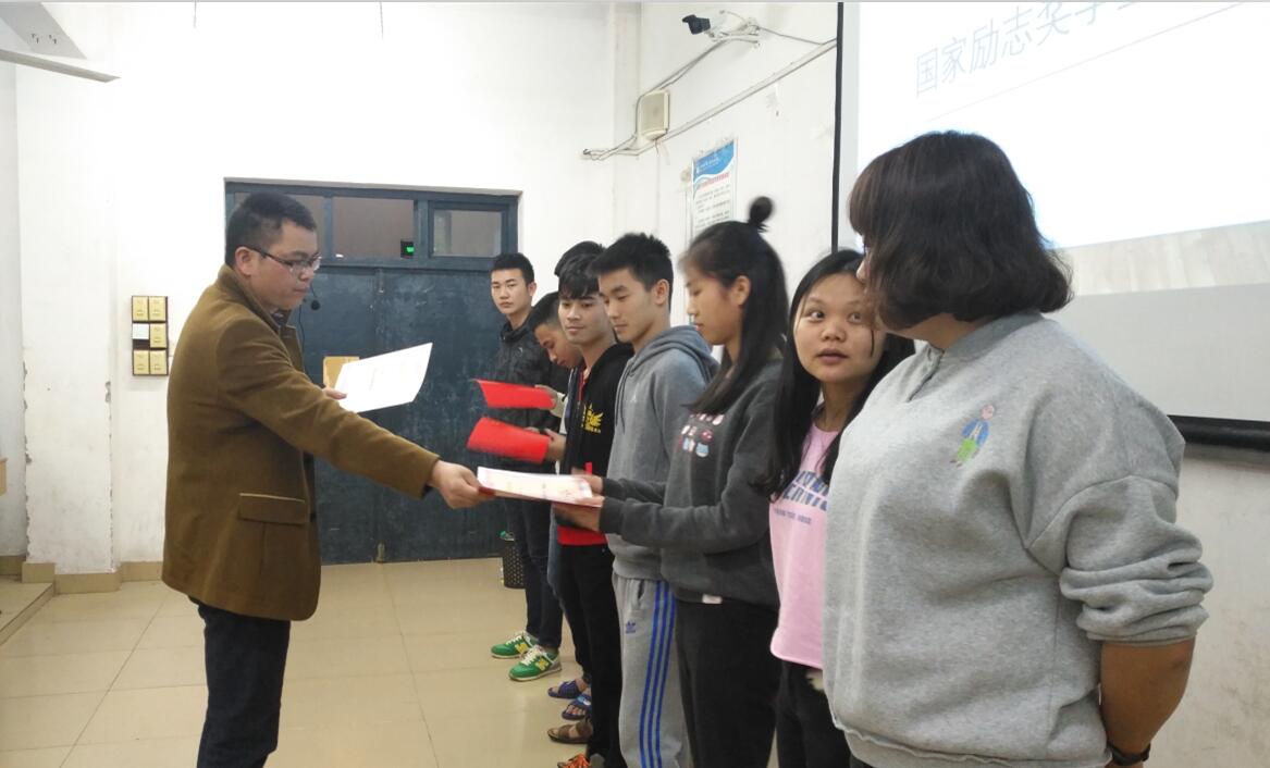 857e59d4f989e04ebe1459ca0a390a20.jpg QQ截图20180******35947.jpg