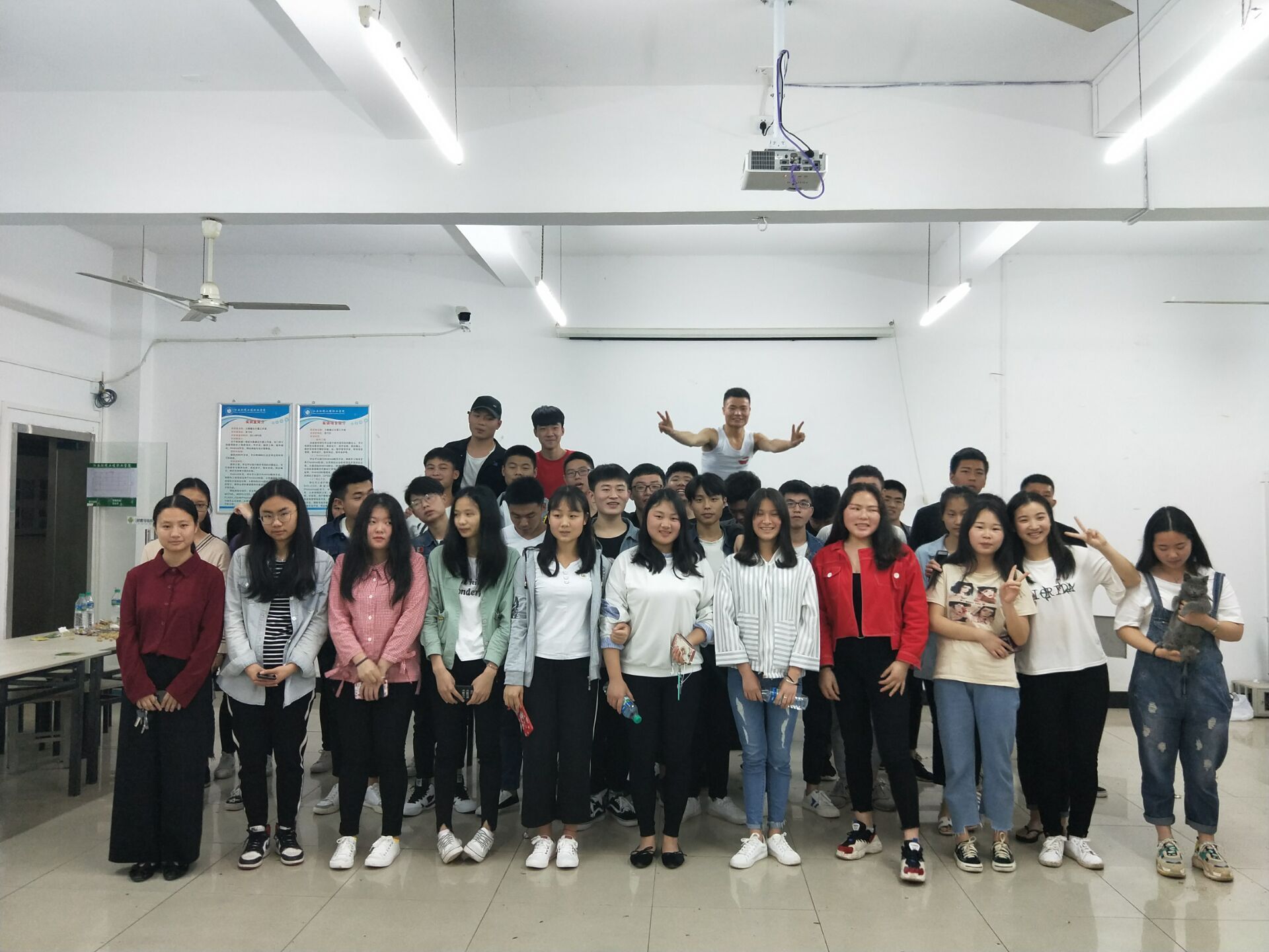 QQ图片20180******54336.jpg
