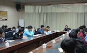 机电学院院长主持召开学生干部座谈会
