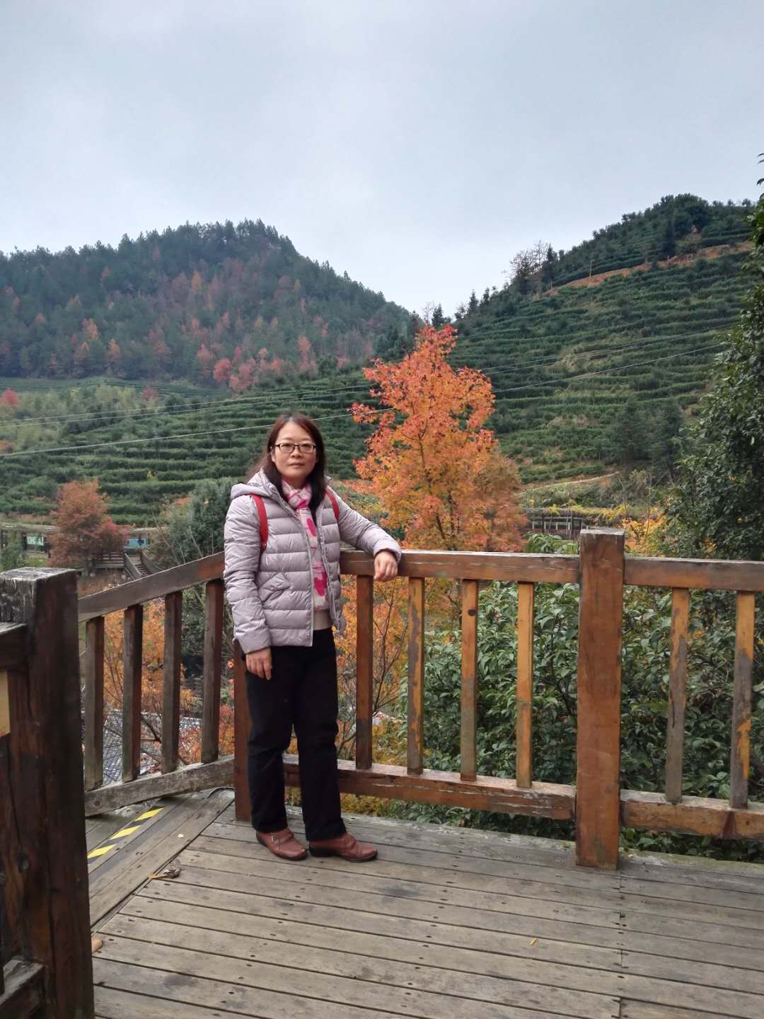 bd0eac29cb2d738aa8a48140e2a1b8e2.jpg 袁红萍.jpg