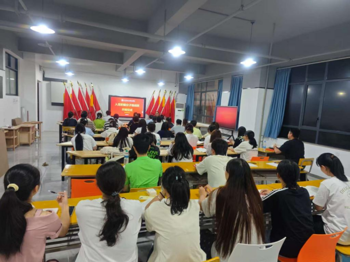 家具学院党支部开展2025年入党积极分子培训