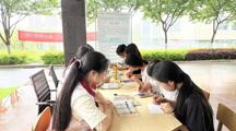           旅游与商贸学院“书信传情，光影留声”六一主题活动圆满落幕