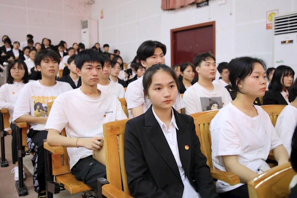 a9be0a0454c94f268b5db10deb2becac.jpg a9be0a0454c94f268b5db10deb2becac.jpg