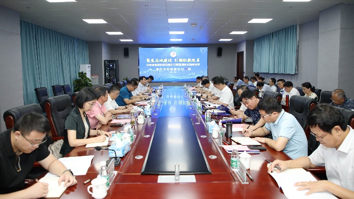 江西省高等职业院校G10联盟研讨会在江西环境工程职业学院召开