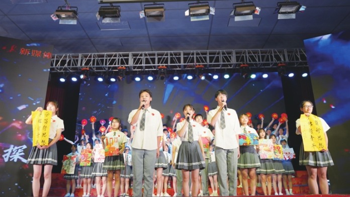 江西环境工程职业学院：歌舞礼赞新征程（图）