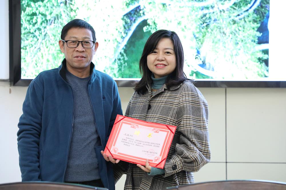 ca78704649cd4beeabbb6be0104b0b2a.JPG ca78704649cd4beeabbb6be0104b0b2a.JPG