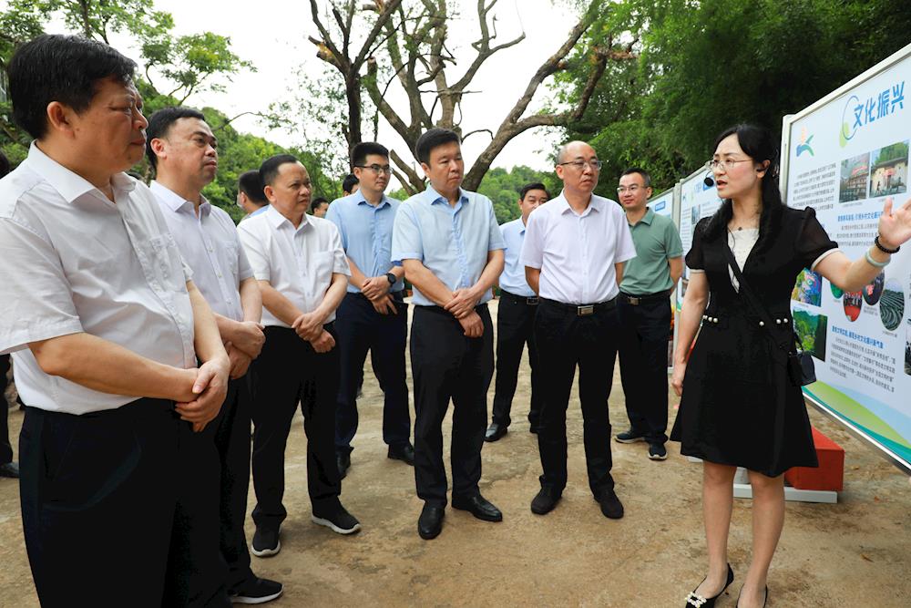 533ad539c22b4cfe8dcbc2ced35fee81.jpg 533ad539c22b4cfe8dcbc2ced35fee81.jpg