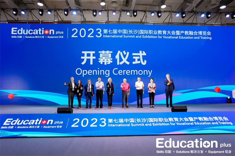 7f9ca7422d134d63af3ea9bd6615215a.png 7f9ca7422d134d63af3ea9bd6615215a.png