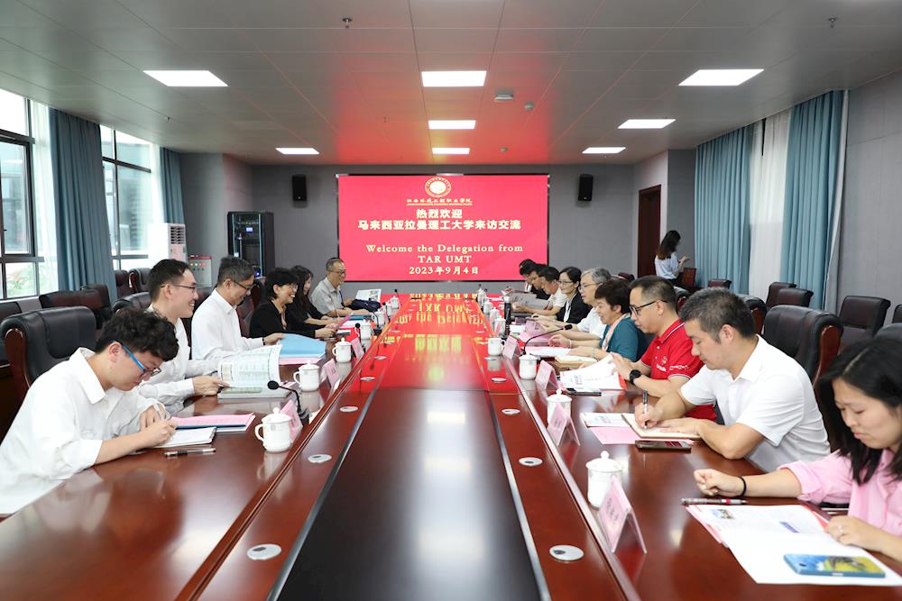 76697c6824854e6680f1cde1013e4b00.JPG 76697c6824854e6680f1cde1013e4b00.JPG