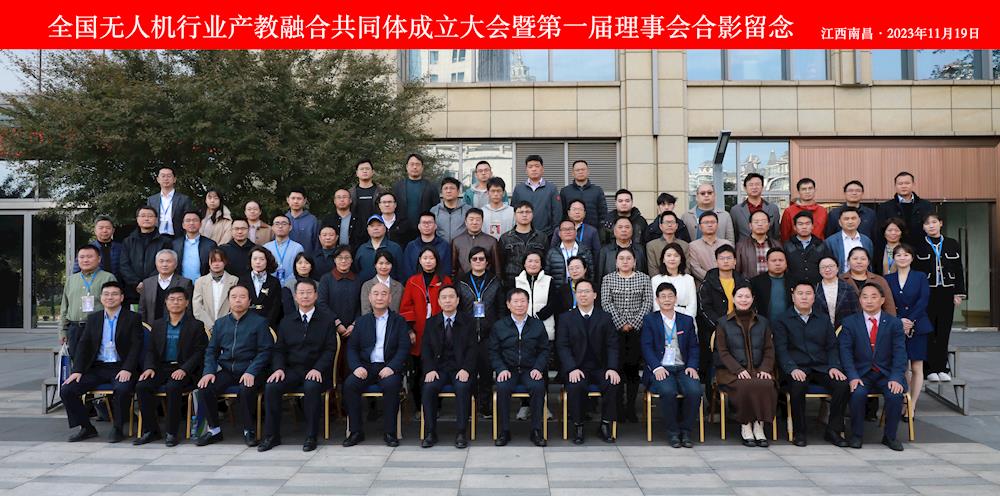 3d33a9139a7d4685b42f1ffa85c0a4a9.jpg 3d33a9139a7d4685b42f1ffa85c0a4a9.jpg