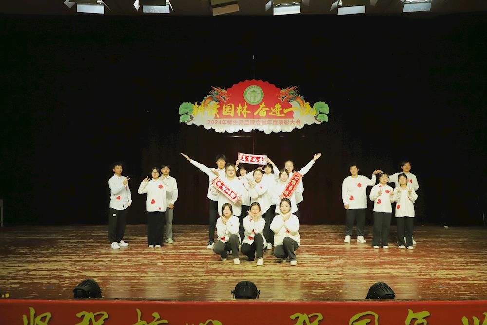 ac88d0ab3c924b5f9b5dac0579d51a60.jpg ac88d0ab3c924b5f9b5dac0579d51a60.jpg