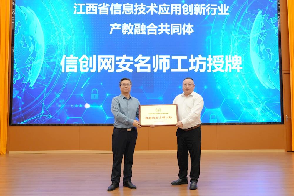 3055289345df46458ed382656e011ba4.jpg 3055289345df46458ed382656e011ba4.jpg