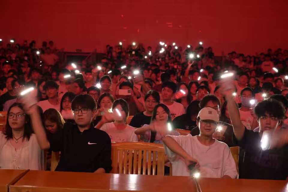 56a5a6a9f74a429a9306a7a6b43bb940.jpg 56a5a6a9f74a429a9306a7a6b43bb940.jpg
