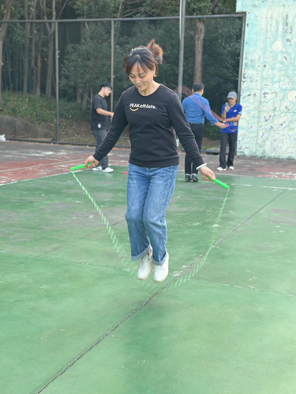 2e4b681753be4f0d9eadcaf313d0f6b5.jpg 2e4b681753be4f0d9eadcaf313d0f6b5.jpg
