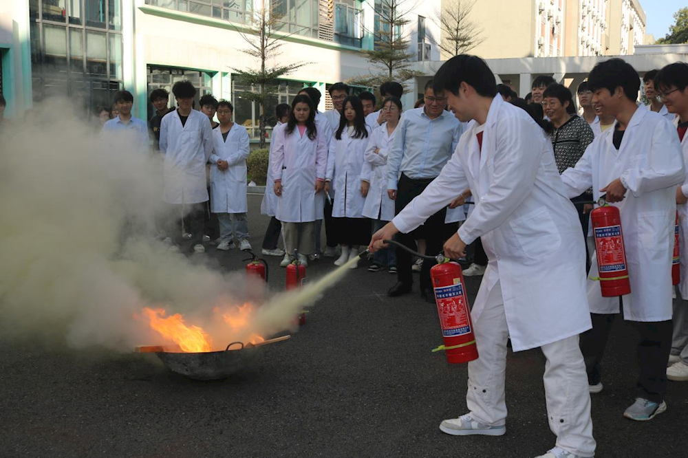 b00649f5b62a48169ad6160fcc14ad89.png b00649f5b62a48169ad6160fcc14ad89.png