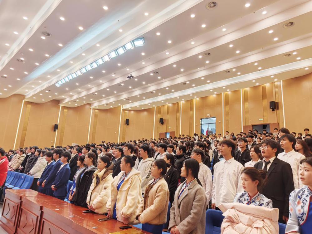 C:/Users/13329/Desktop/已修/9ecae087705d3a62388ffb2041f69076.jpg9ecae087705d3a62388ffb2041f69076