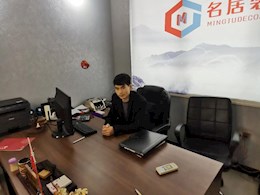 李新华|不断拼搏，未来可期