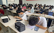第十七届“立雪杯”学生职业技能竞赛服装设计表现技法竞赛典型案例　 