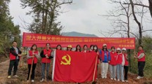 商学院党总支组织开展“建设美丽乡村 助力乡村振兴”学雷锋系列活动
