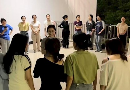 【学工动态】商学院开展“我爱我·我行动”5·25心理健康系列活动