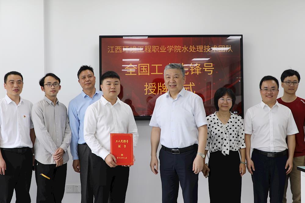 33ebfd9d358f41c4a5d693f08b653561.jpg 33ebfd9d358f41c4a5d693f08b653561.jpg